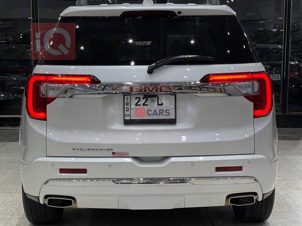 جی ئێم سی ئەکادیا